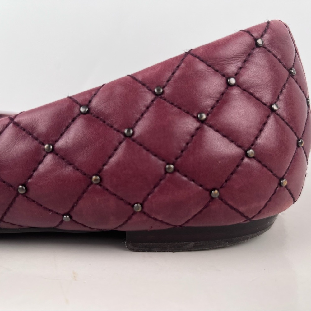 Via Spiga Shoes Ballet Flats Size 8.5 Burgundy Red Quilted Silver Grommets - Picture 9 of 16